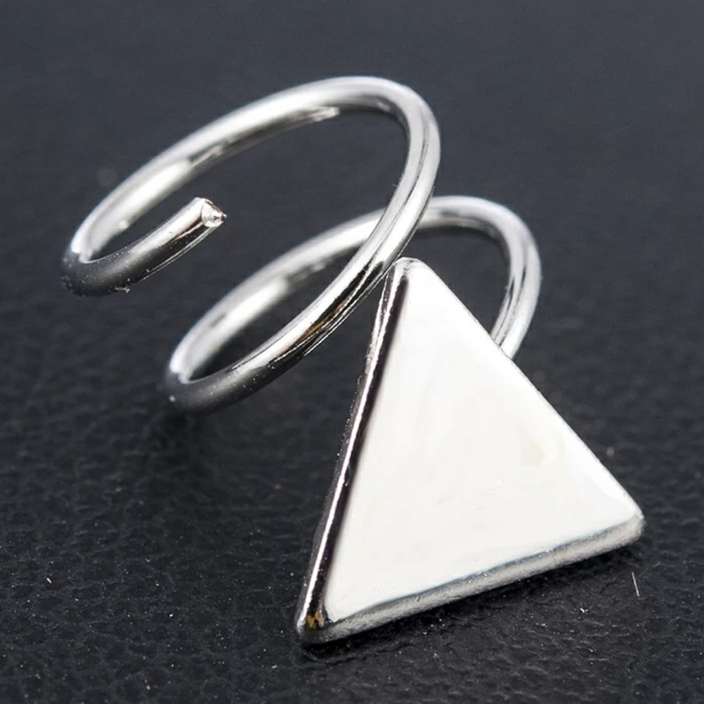 Triangle Spiral Ear Stud- silver